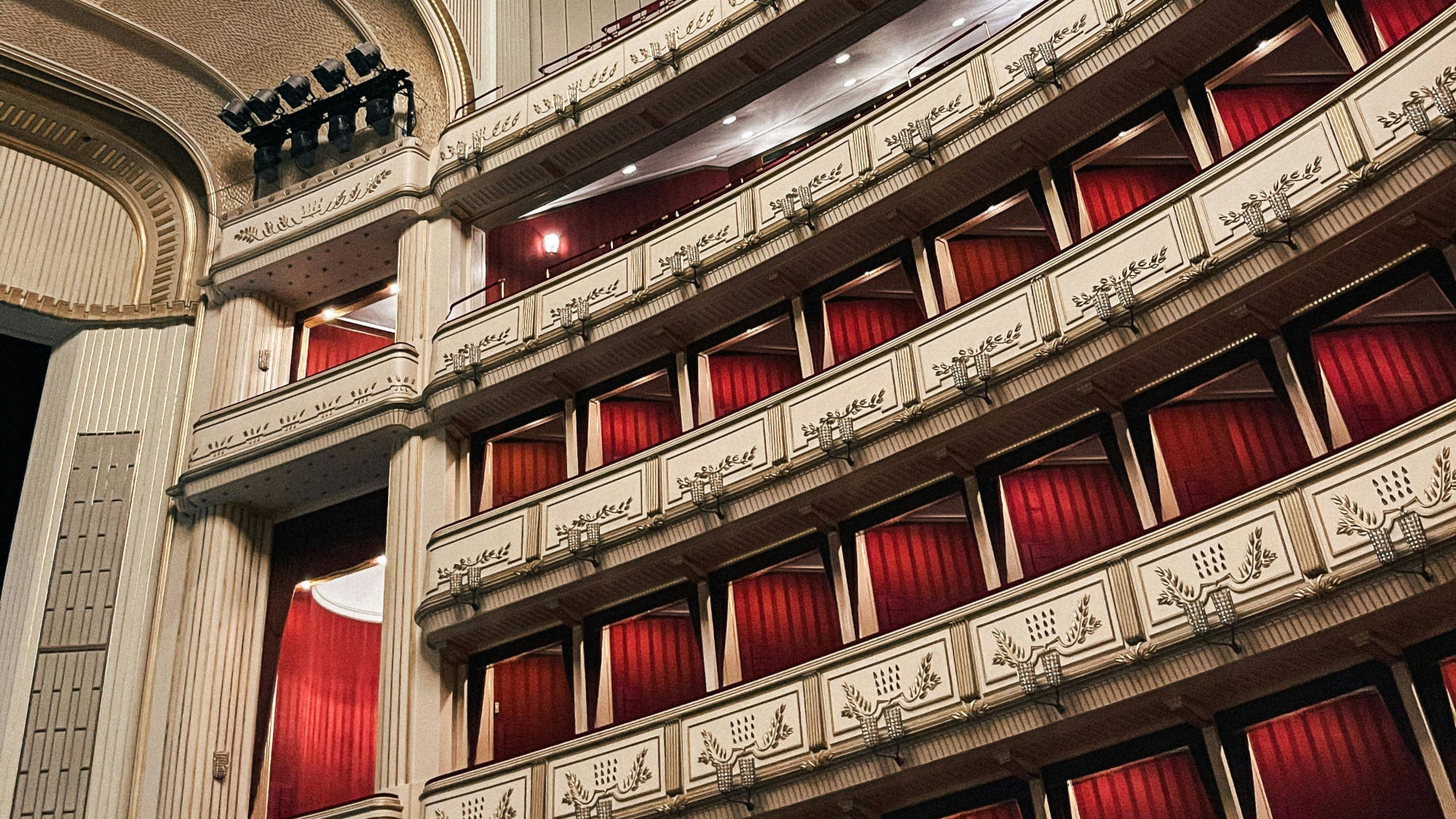 Wiener Staatsoper, Marina Zvada, Pexels